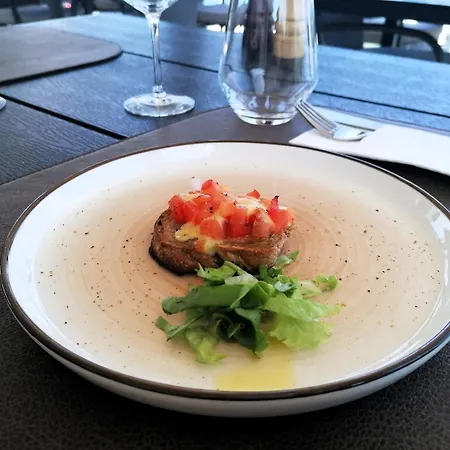 Cortes Gostinjska kuća 4*