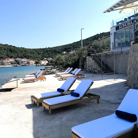 Cortes * Mali Iž