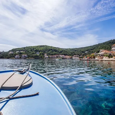 Cortes Guest house