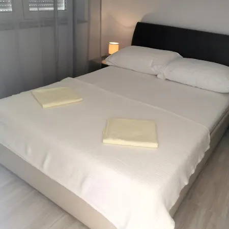 Gostinjska kuća Cortes 4*