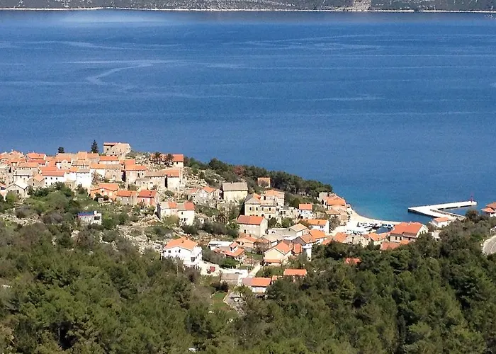 게스트하우스 Cortes Mali Iž