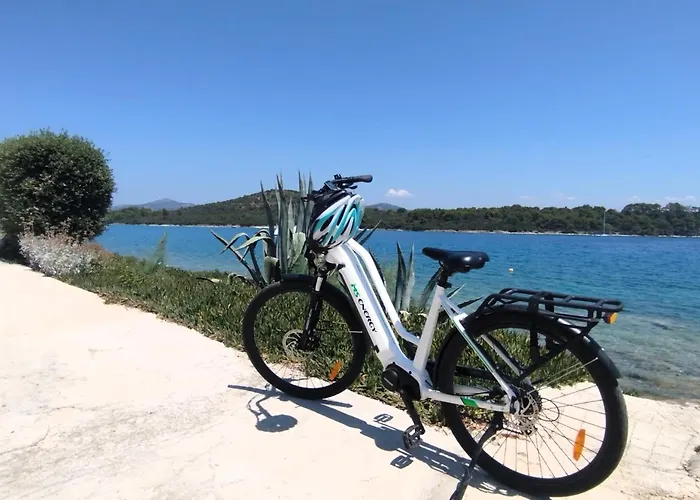 Cortes 게스트하우스 4*