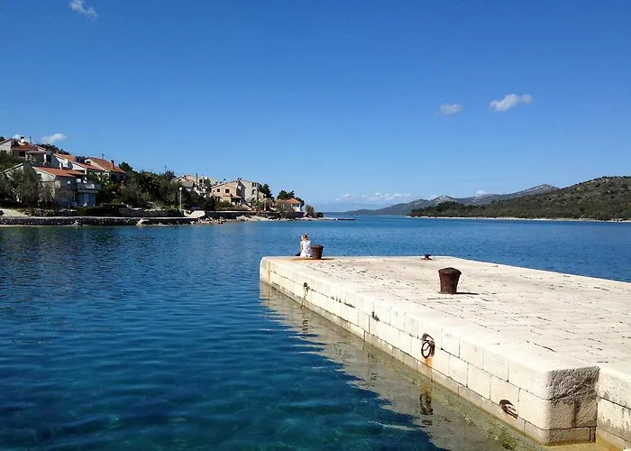 בית הארחה Cortes Mali Iž